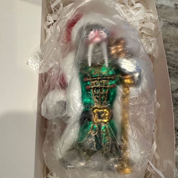 Christopher Radko “Magnificent Walrus” Ornament #1019657 – Retired NIB Gift Box - Picture 3 of 7